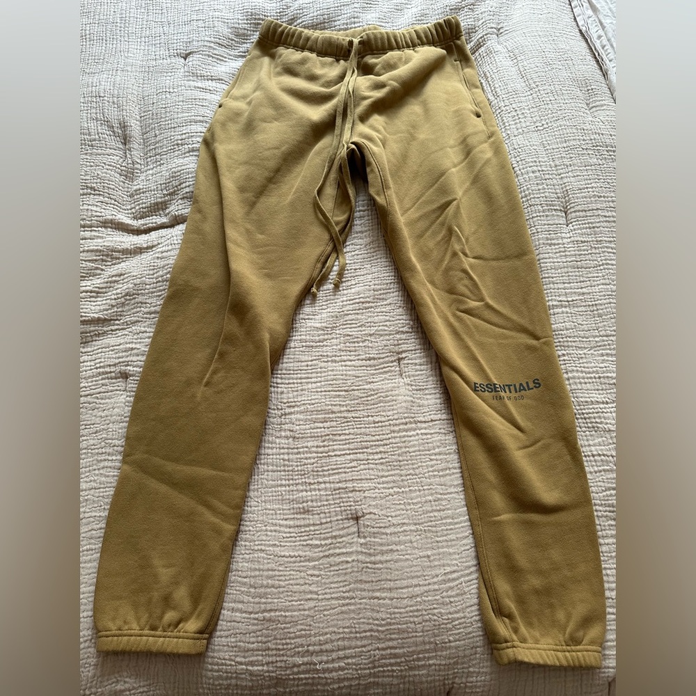 Fear of God essentials sweatpants - amber